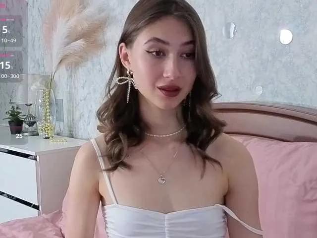 AffiinaLovsx on BongaCams 