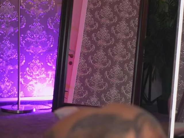 Offline AlmaVelia on BongaCams