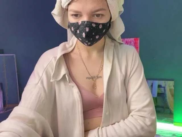 Offline altertyan on BongaCams