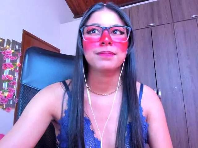 ALYSSON18 on BongaCams