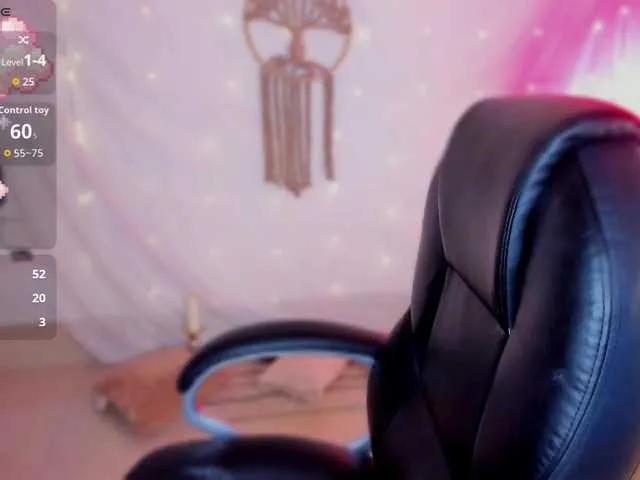 Offline amila-hagda on BongaCams