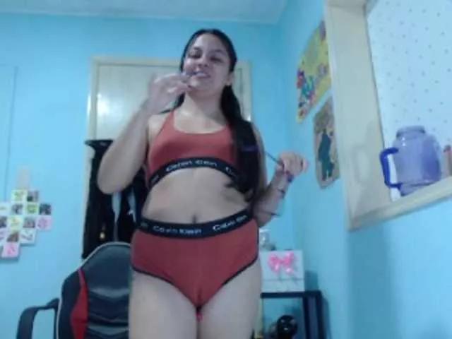 ana-loveee on BongaCams 