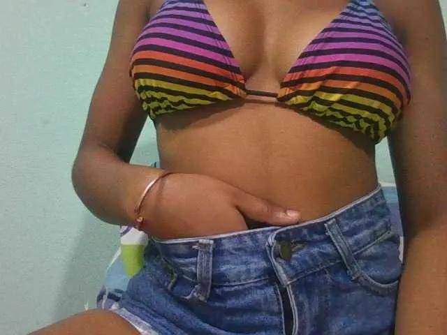 Offline Angelinac on BongaCams