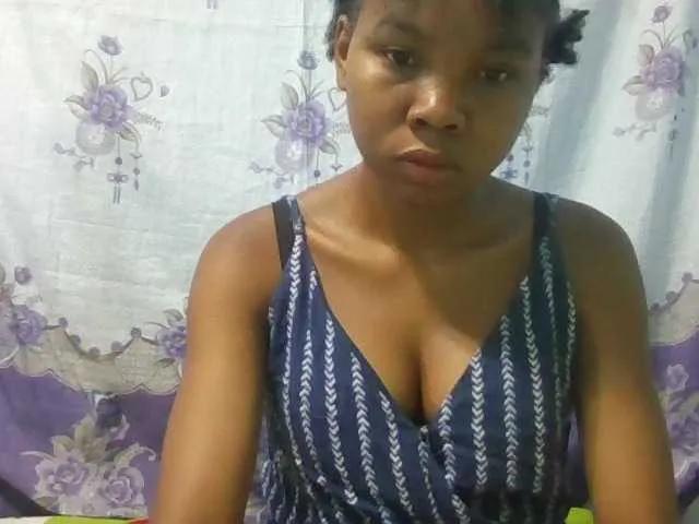 Offline Angelinac on BongaCams