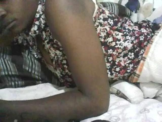 Offline Angelinah75 on BongaCams