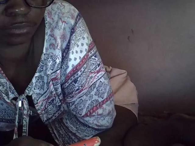 Offline Angelinah75 on BongaCams