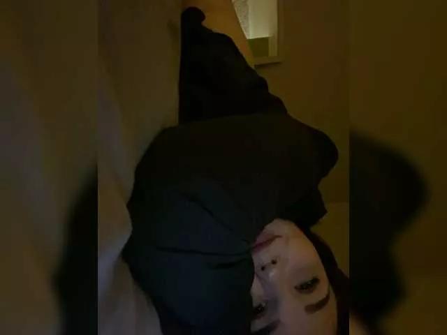 Offline Anny-bb on BongaCams