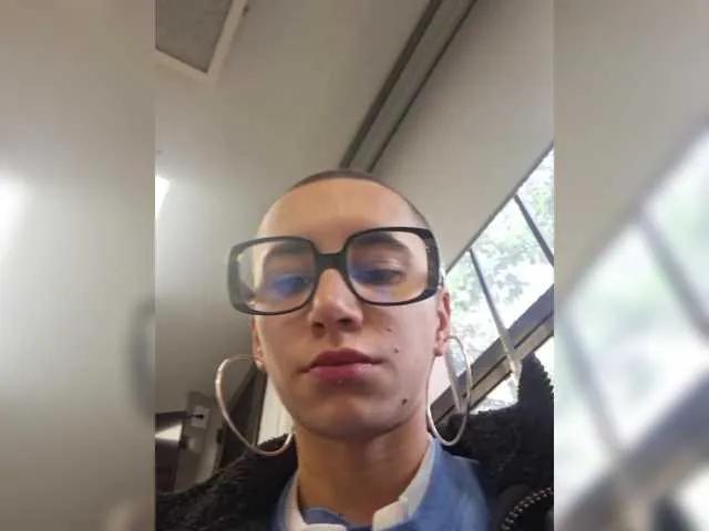 Freechat AntoniaDilune on BongaCams