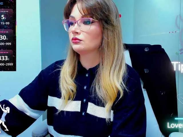 Freechat anyarosses on BongaCams