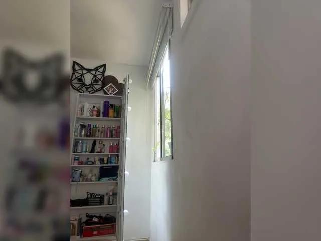 Offline APRILHILL on BongaCams