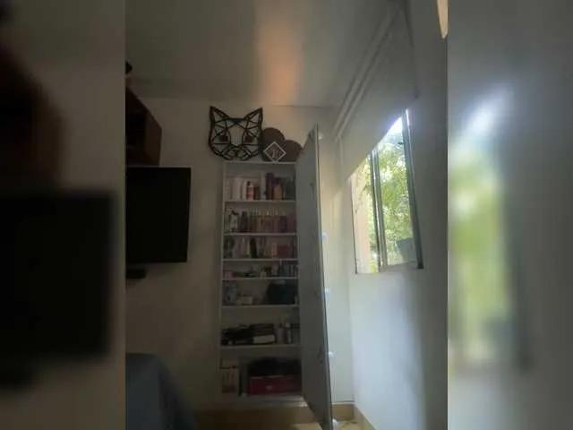 Offline APRILHILL on BongaCams