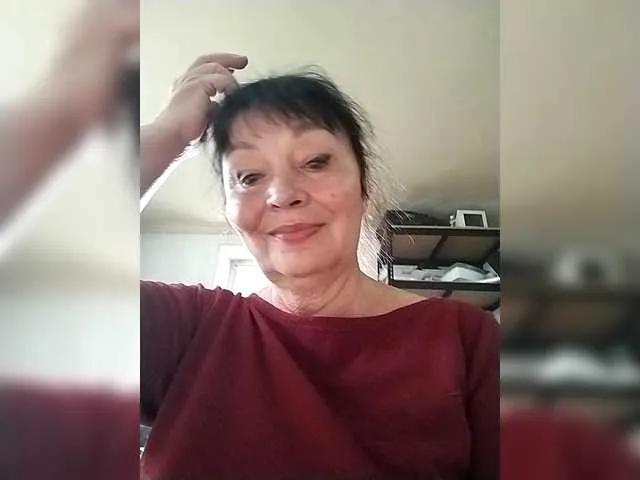 Offline asya18 on BongaCams