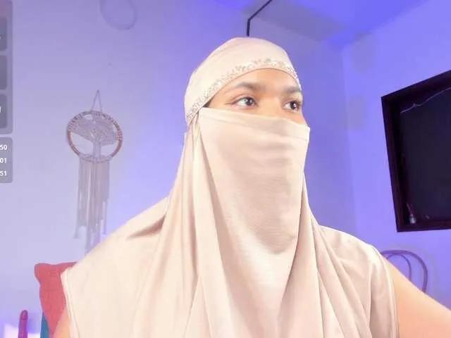 Aura-cuutee on BongaCams 