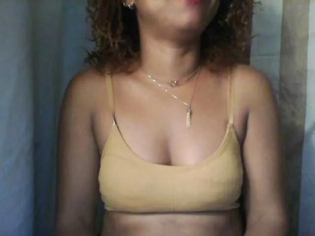 Offline Baby-giiirl23 on BongaCams