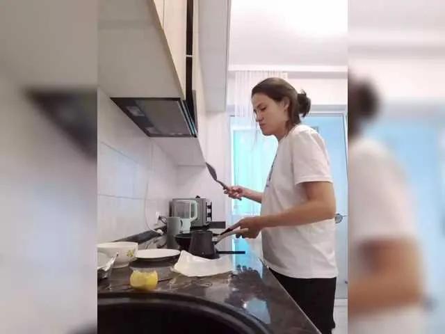 Freechat Bogina2 on BongaCams