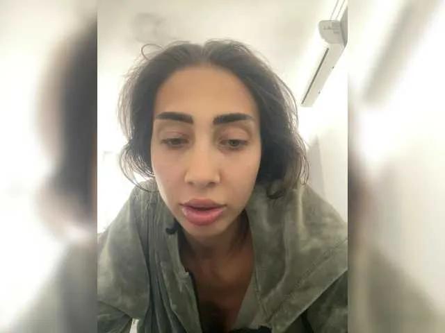 Offline BonnyBon on BongaCams