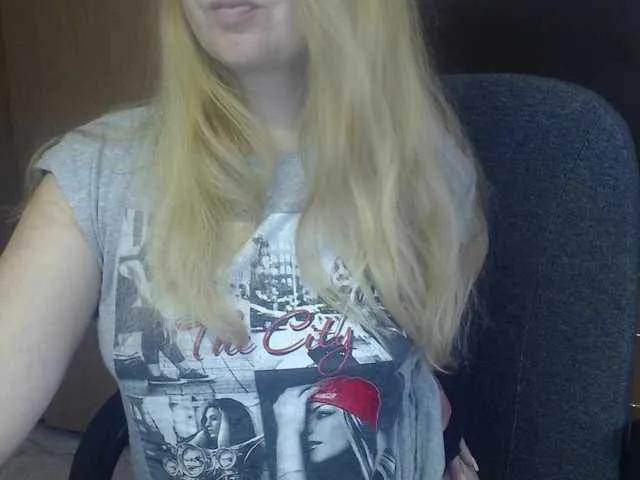 Camomila1211 on BongaCams