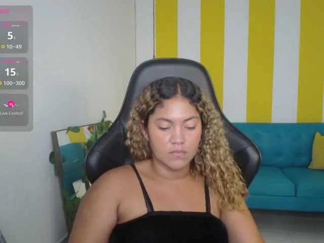 Offline cristalwar on BongaCams