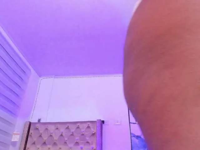 Danna-Ramirez on BongaCams 