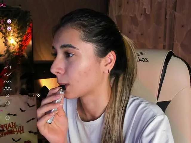 Freechat DarlaBelle on BongaCams