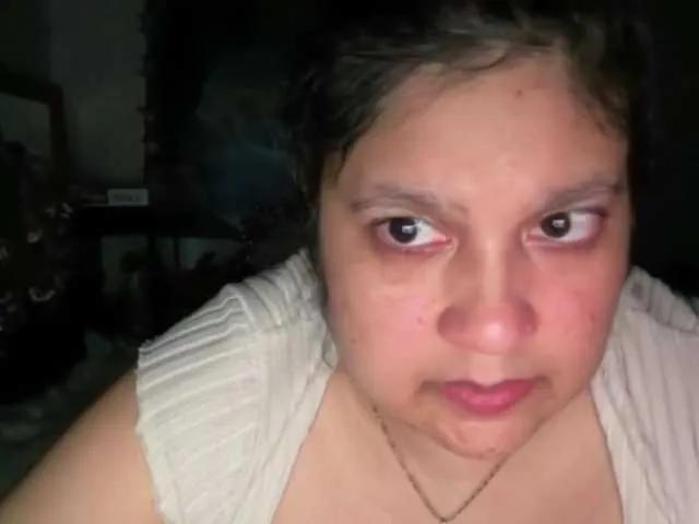 Offline DUMBHOEMELANIE on BongaCams