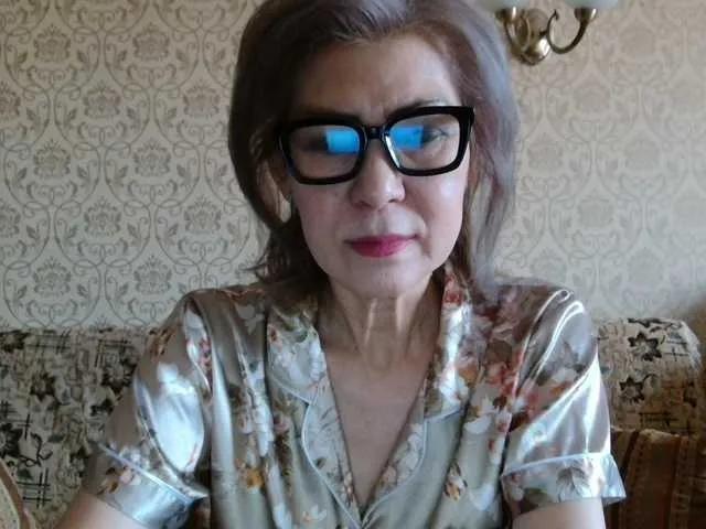 Elegant00Lady