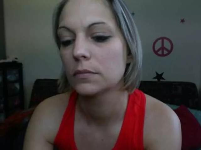 Offline erikasexy1 on BongaCams