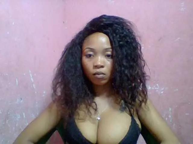 Freechat Estelahh on BongaCams