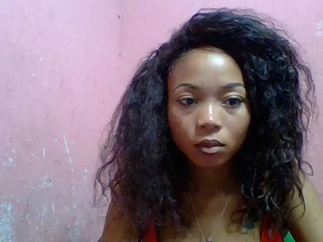 Freechat Estelahh on BongaCams