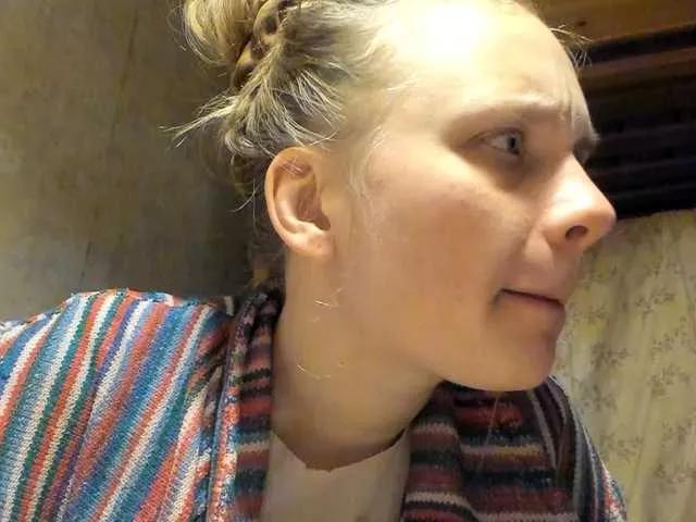 esterjohns on BongaCams 