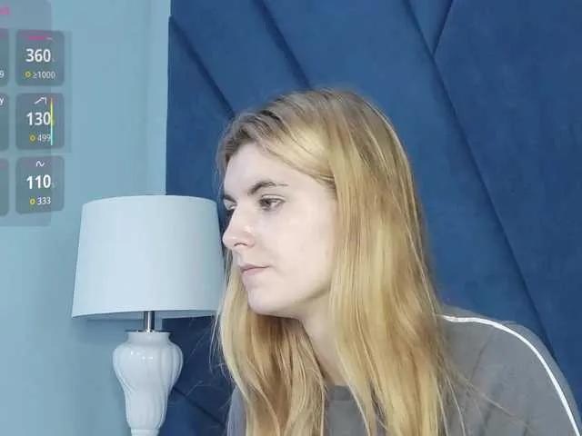 Evelisse on BongaCams