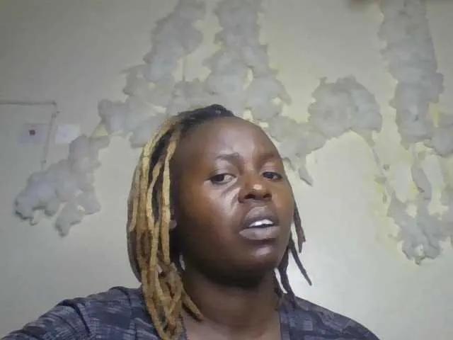 Freechat freakcurvy8 on BongaCams