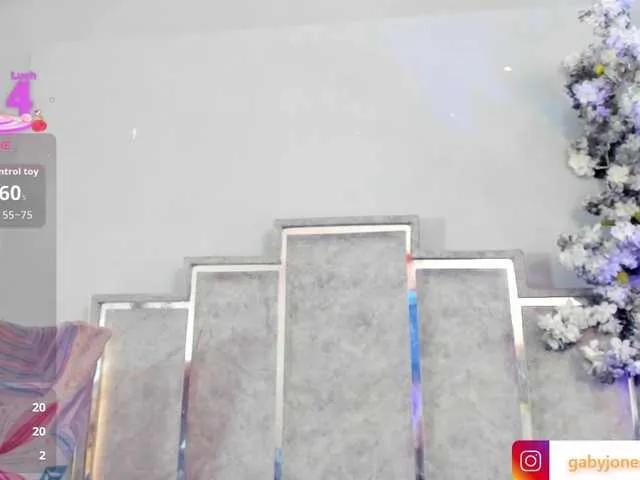 GabyyJones on BongaCams