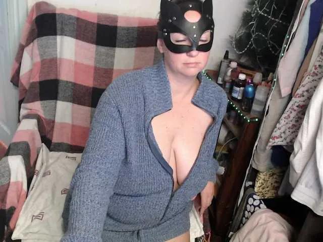 GoldenFisha on BongaCams