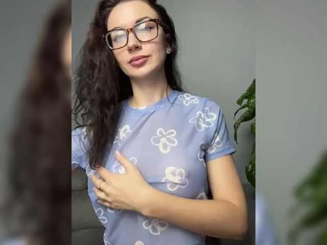 Freechat HannaGerman on BongaCams