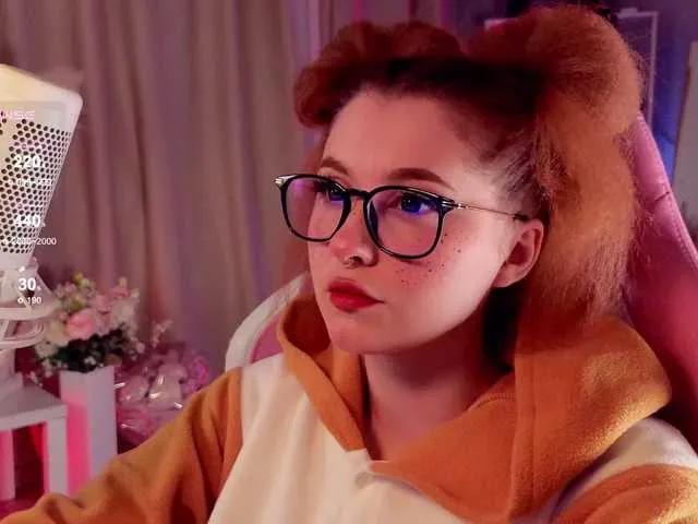 Offline HoneyCherry on BongaCams