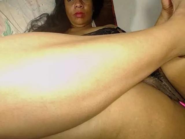 Offline hotdevora on BongaCams