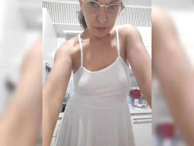 IriskaMai on BongaCams