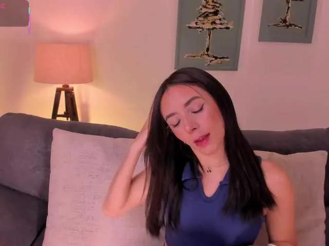 Offline IsabellaMoreau on BongaCams