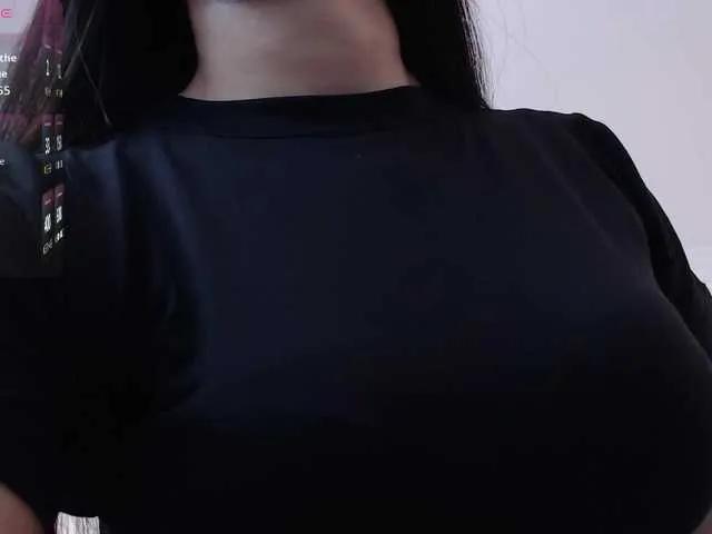 Freechat ivorynoir on BongaCams