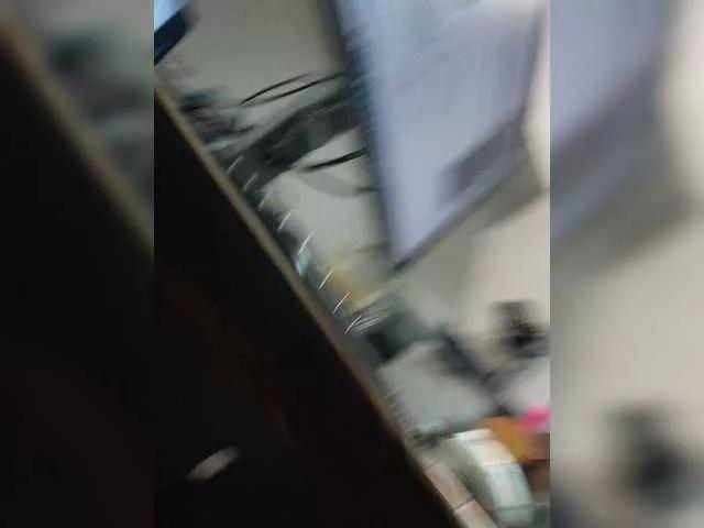 Offline Jennifferr on BongaCams