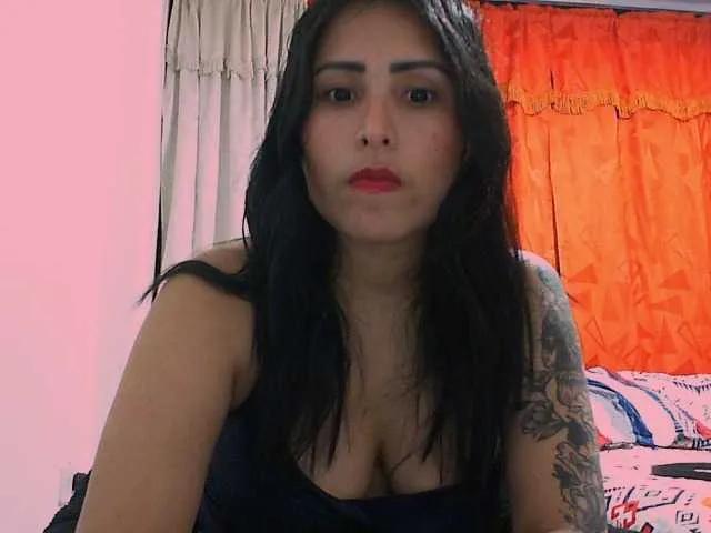 Offline julianatasty on BongaCams