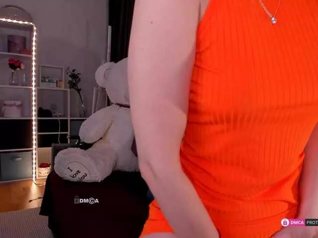 Karamelsw on BongaCams 