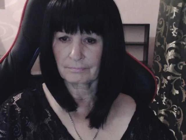 Offline KatarinaGloss on BongaCams