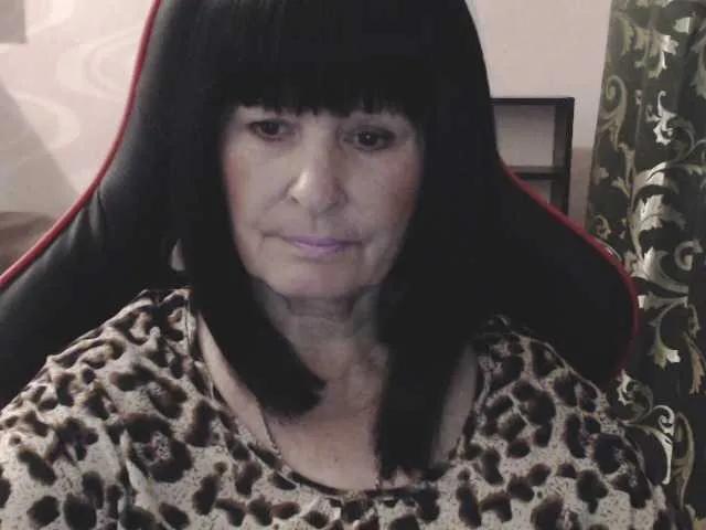 Offline KatarinaGloss on BongaCams