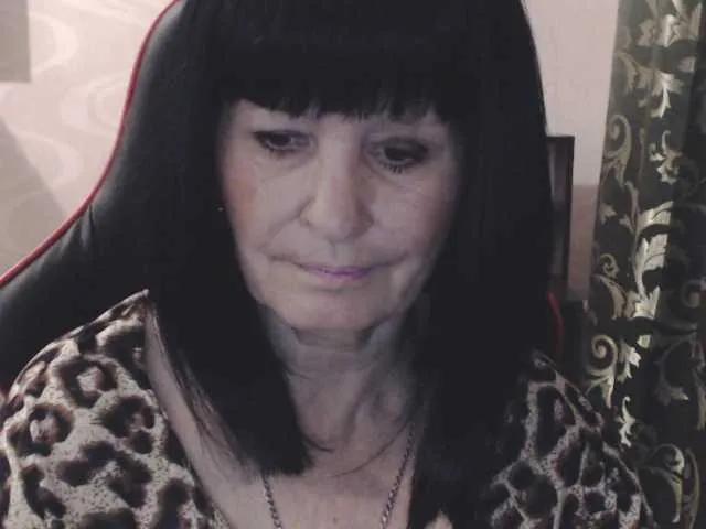 Offline KatarinaGloss on BongaCams