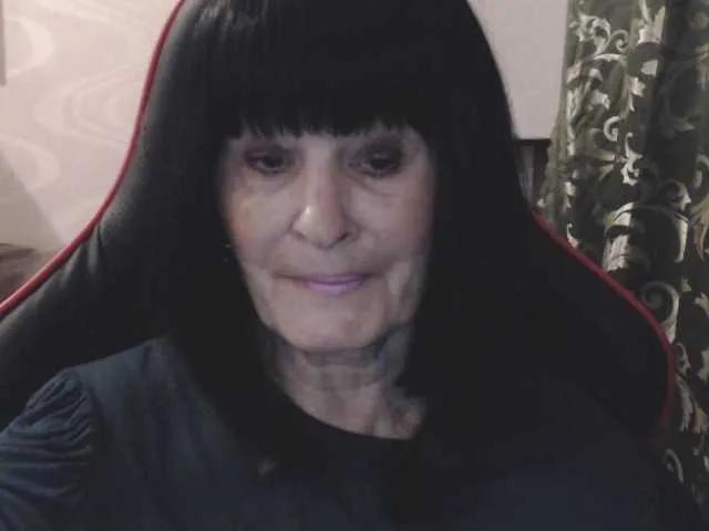 Offline KatarinaGloss on BongaCams