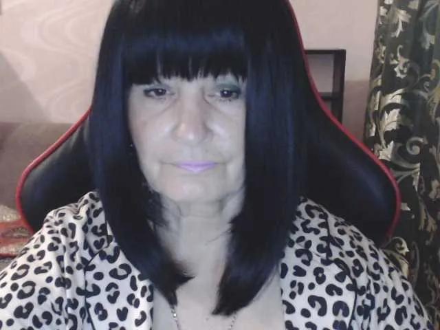 Offline KatarinaGloss on BongaCams