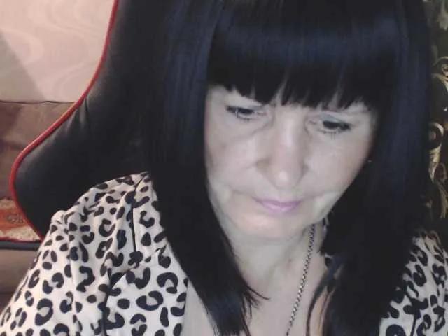 Offline KatarinaGloss on BongaCams