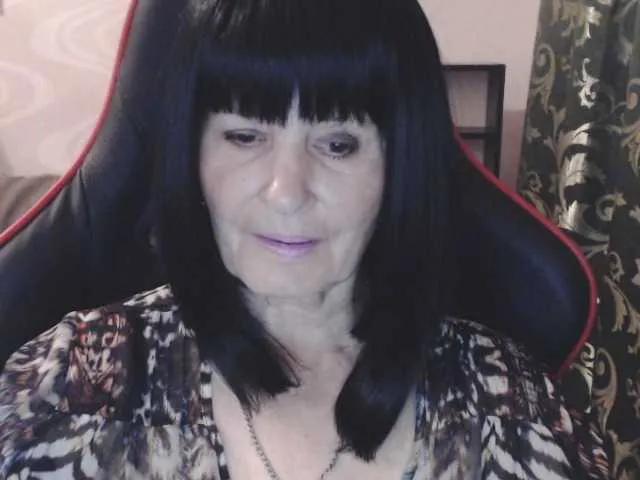 Offline KatarinaGloss on BongaCams